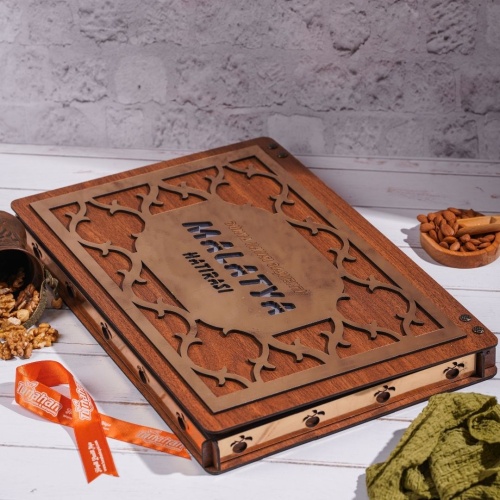 İsme Özel Ahşap Kayısı Kutusu 24